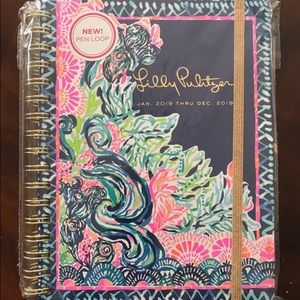 **NEW** 2019 Lilly Pulitzer ADORABLE planner